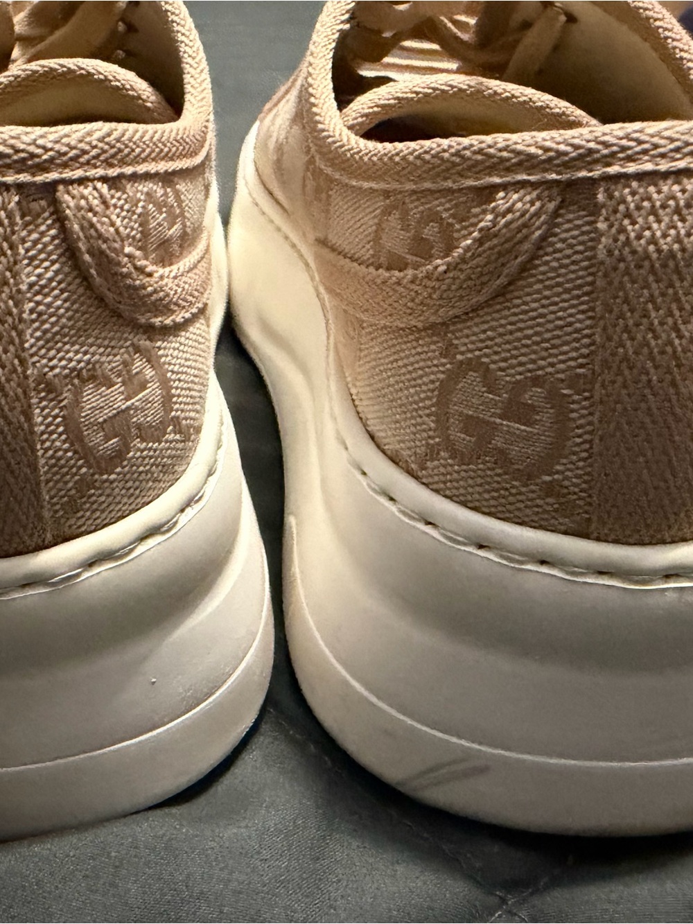 Gucci Beige Pink GG Canvas Low-Top Sneakers - Picture 7 of 10